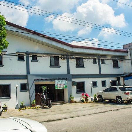 Elti Condotel By Bluebookers Angeles Exterior photo