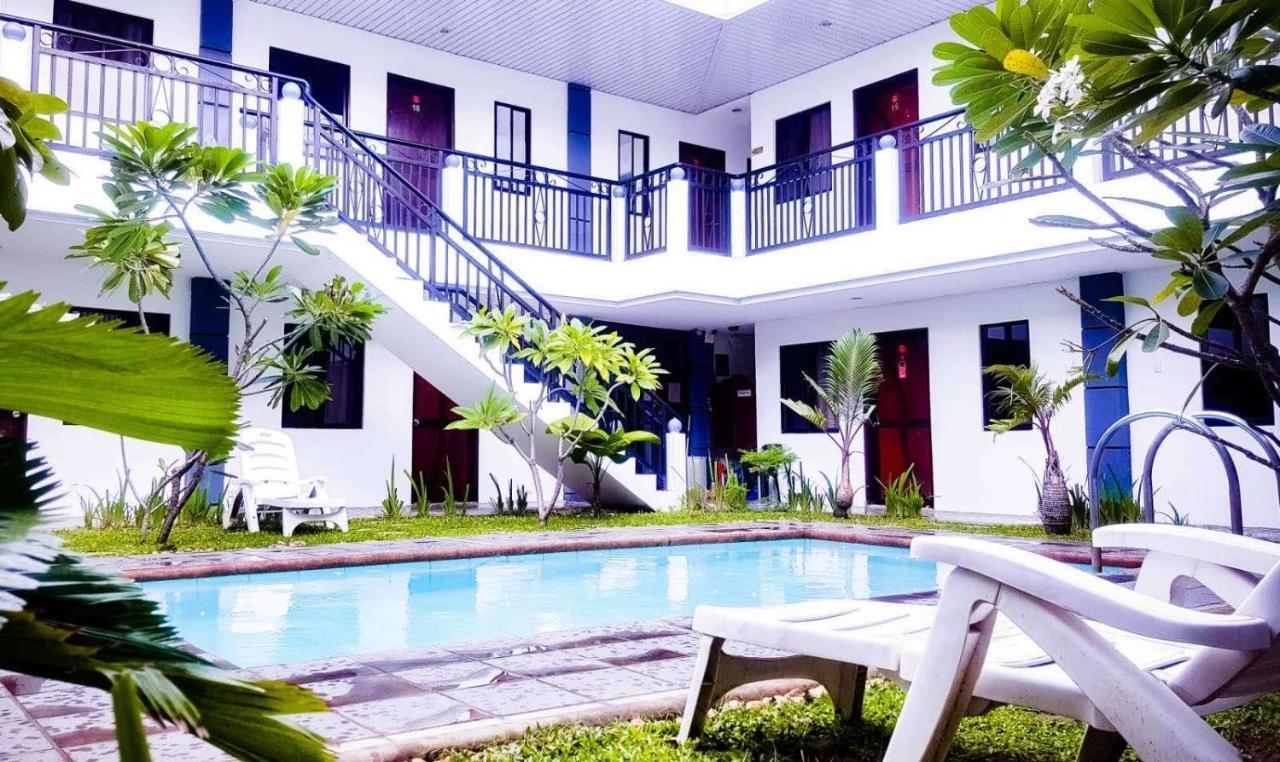 Elti Condotel By Bluebookers Angeles Exterior photo